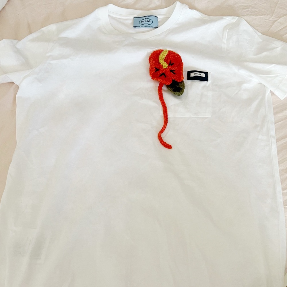 Authentic Prada White T-Shirt with Red Flower Accent